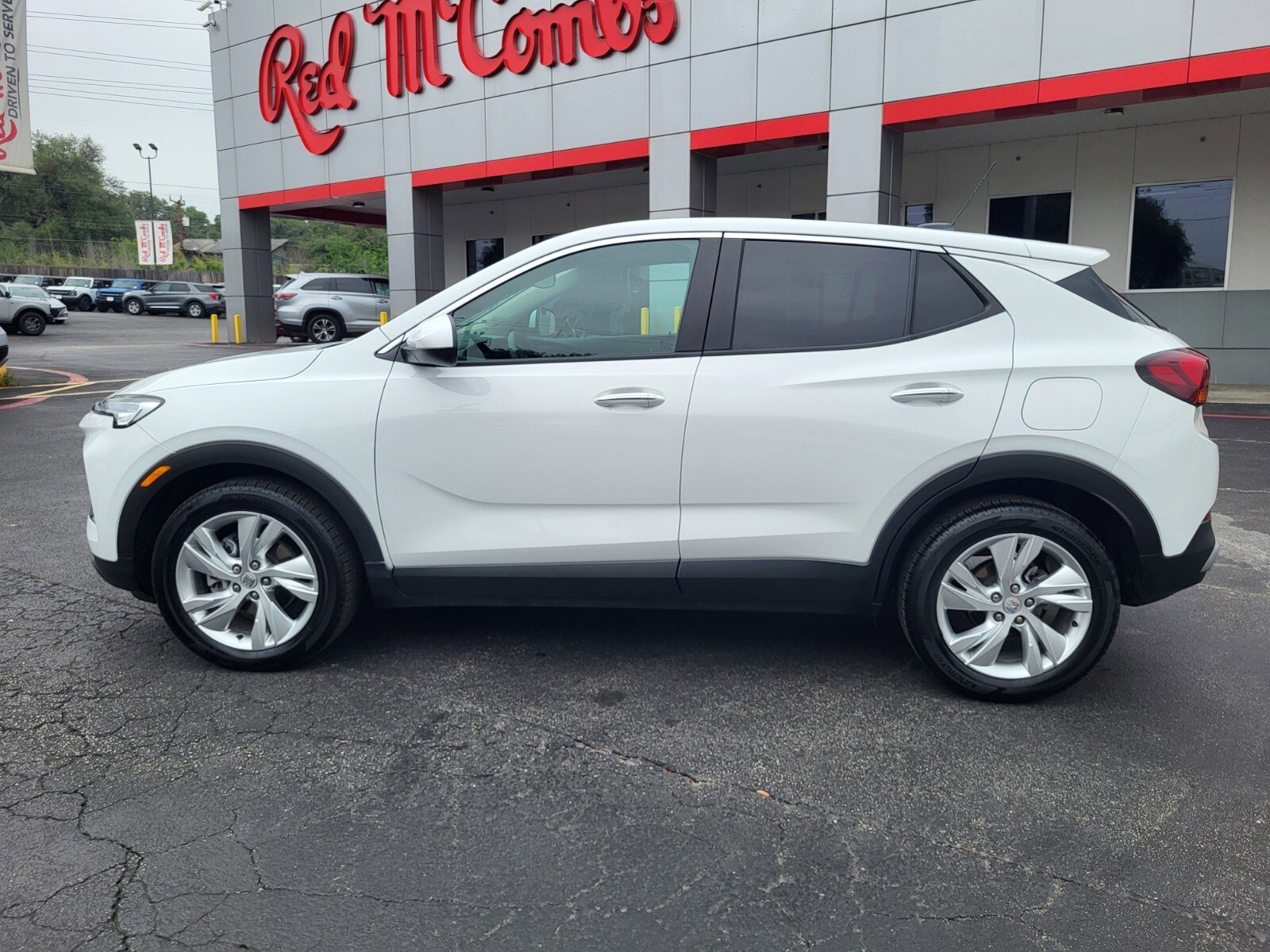 Used 2025 Buick Encore GX Preferred FWD image 7