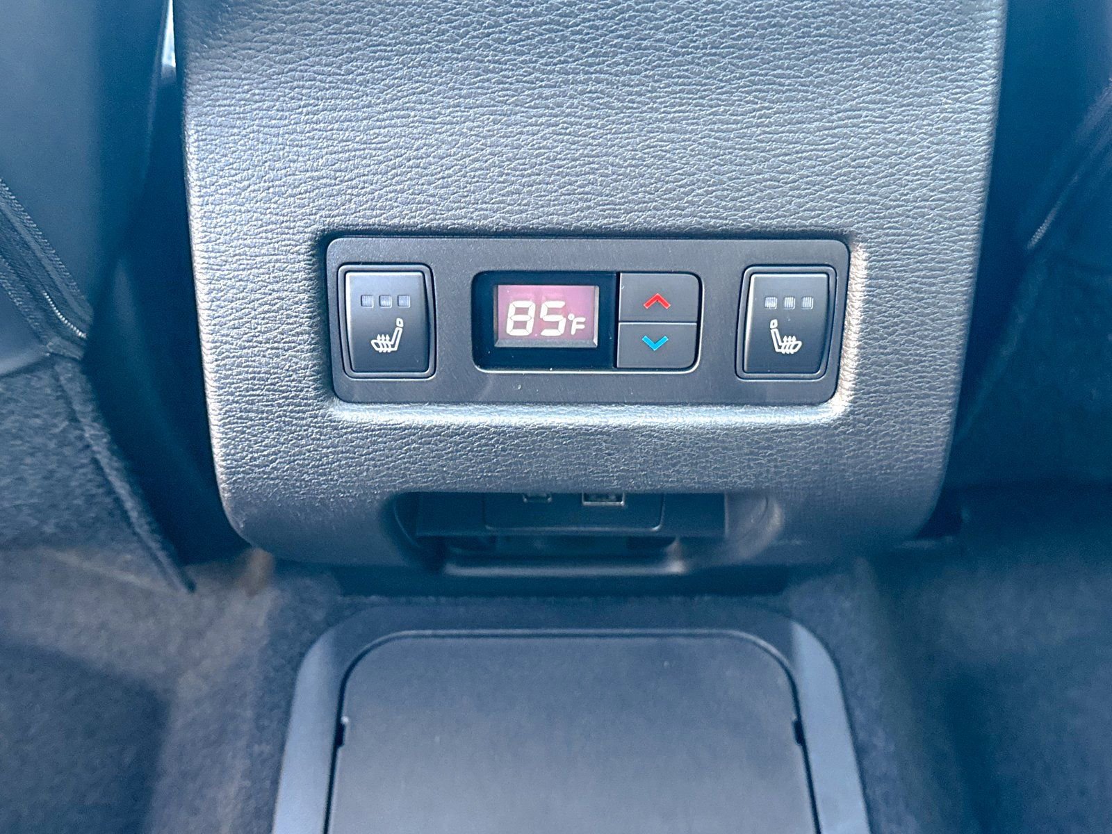 New 2025 Mitsubishi Outlander SEL Black Edition image 24