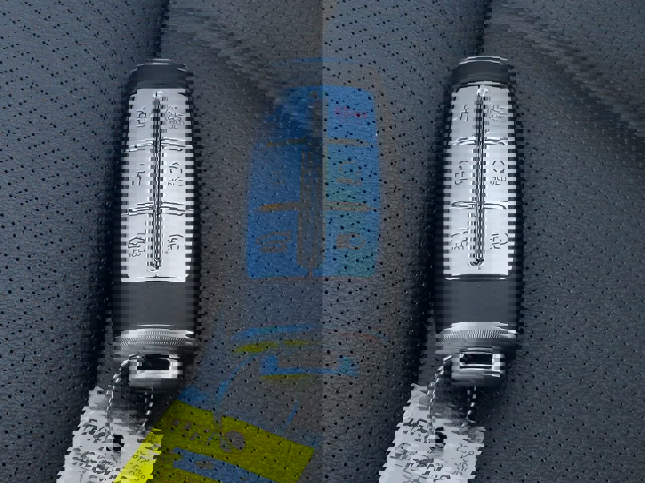 Used 2023 Genesis G70 2.0T image 28