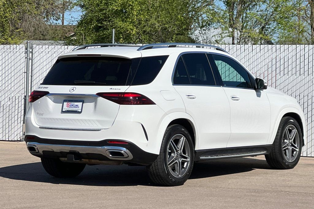 Used 2024 Mercedes-Benz GLE 350 4MATIC image 4
