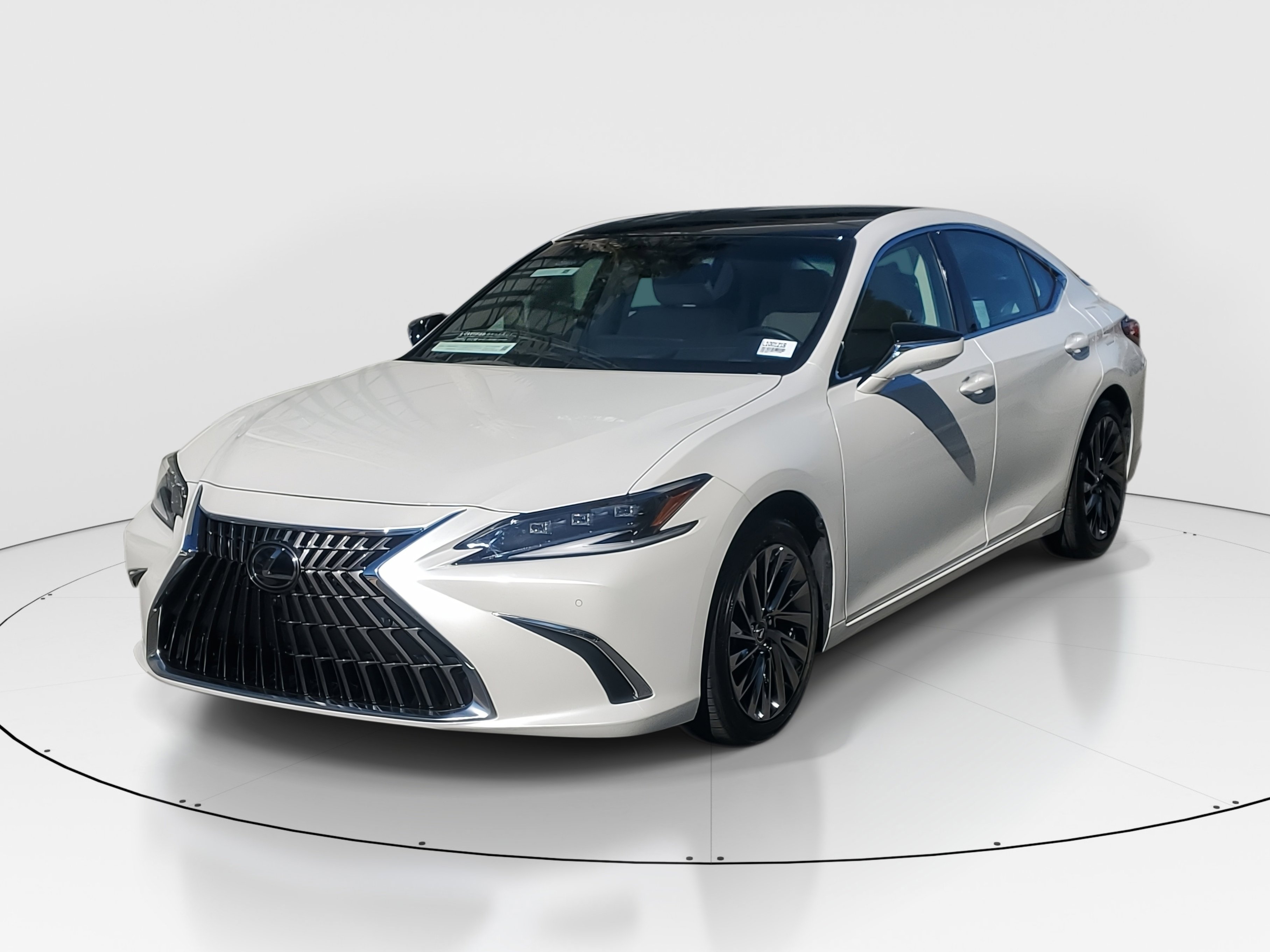 Certified 2024 Lexus ES 350 Ultra Luxury image 3