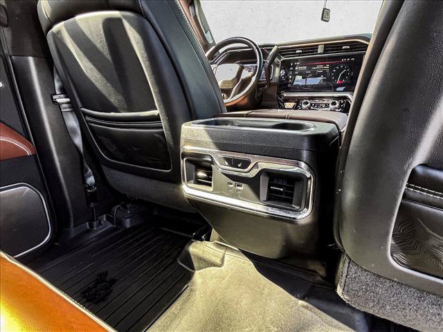 Used 2026 GMC Sierra 2500 Denali Ultimate AWD/4WD image 19