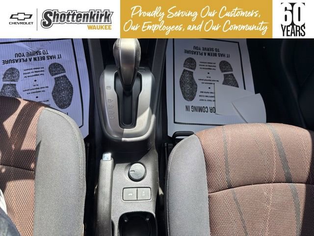 Used 2016 Chevrolet Sonic LT image 32