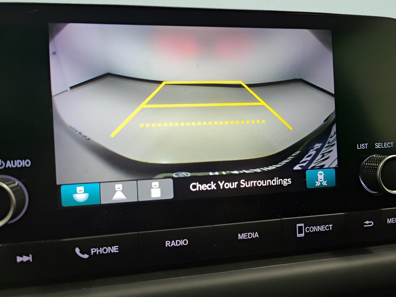 Certified 2025 Honda HR-V Sport image 30
