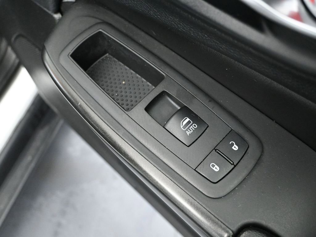 Used 2019 Jeep Cherokee Trailhawk image 43