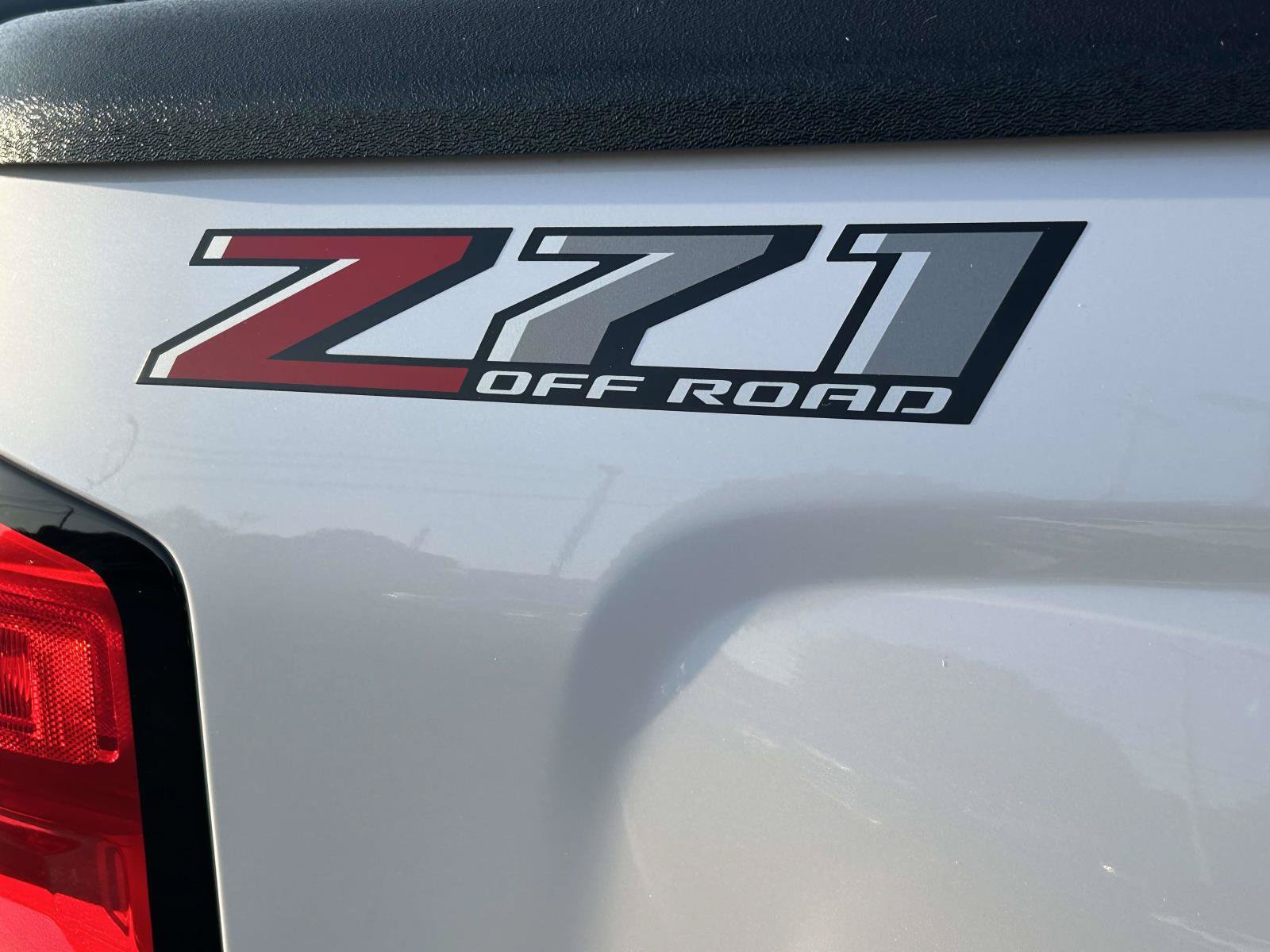 Used 2019 Chevrolet Silverado 2500 LTZ w/ Duramax Plus Package AWD/4WD image 11