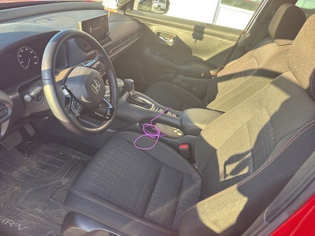 Used 2025 Honda HR-V Sport image 7