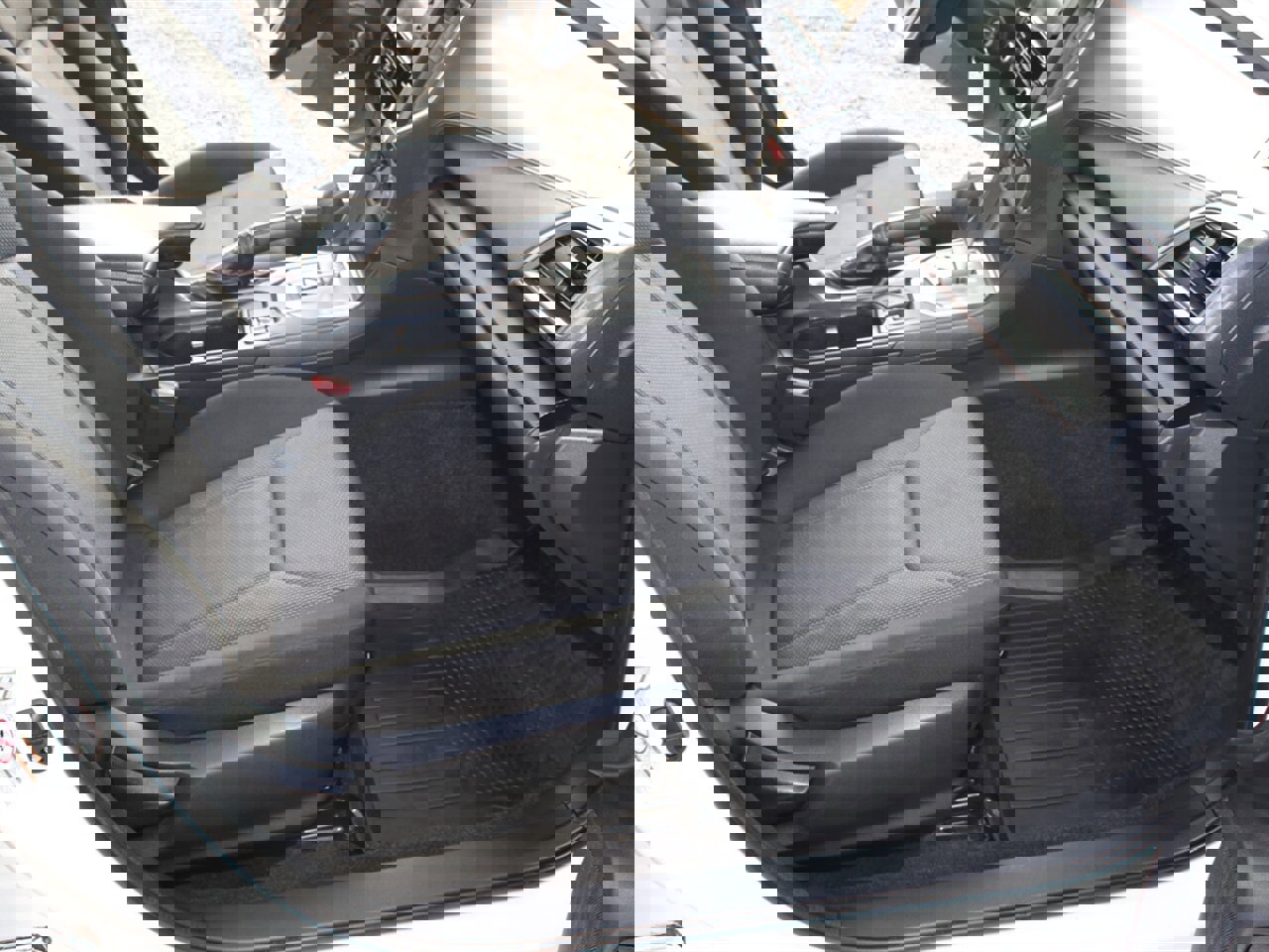 Used 2019 Subaru Impreza 2.0i Premium image 6