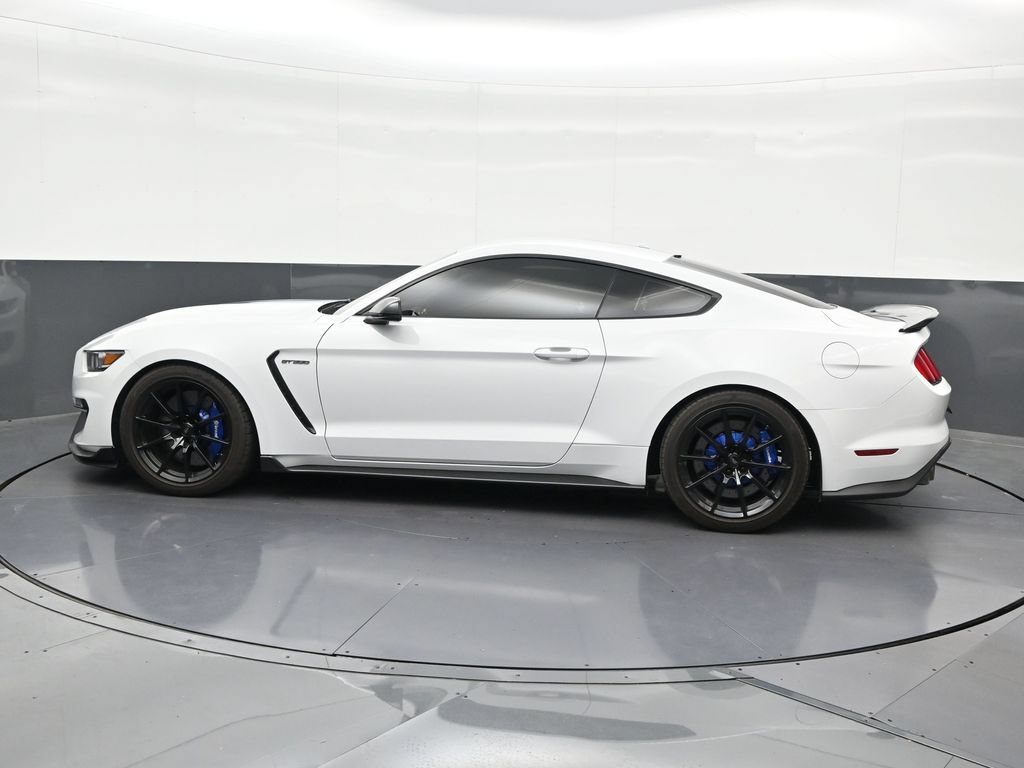 Used 2018 Ford Mustang Shelby GT350 w/ Electronics Package RWD image 2