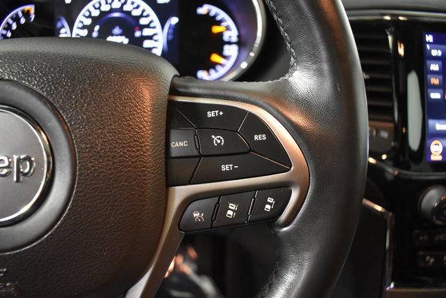 Used 2019 Jeep Grand Cherokee Limited AWD/4WD image 16