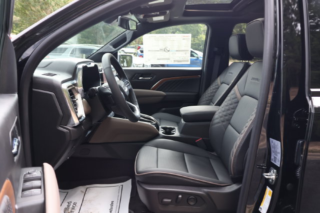 New 2026 GMC Canyon Denali AWD/4WD image 19