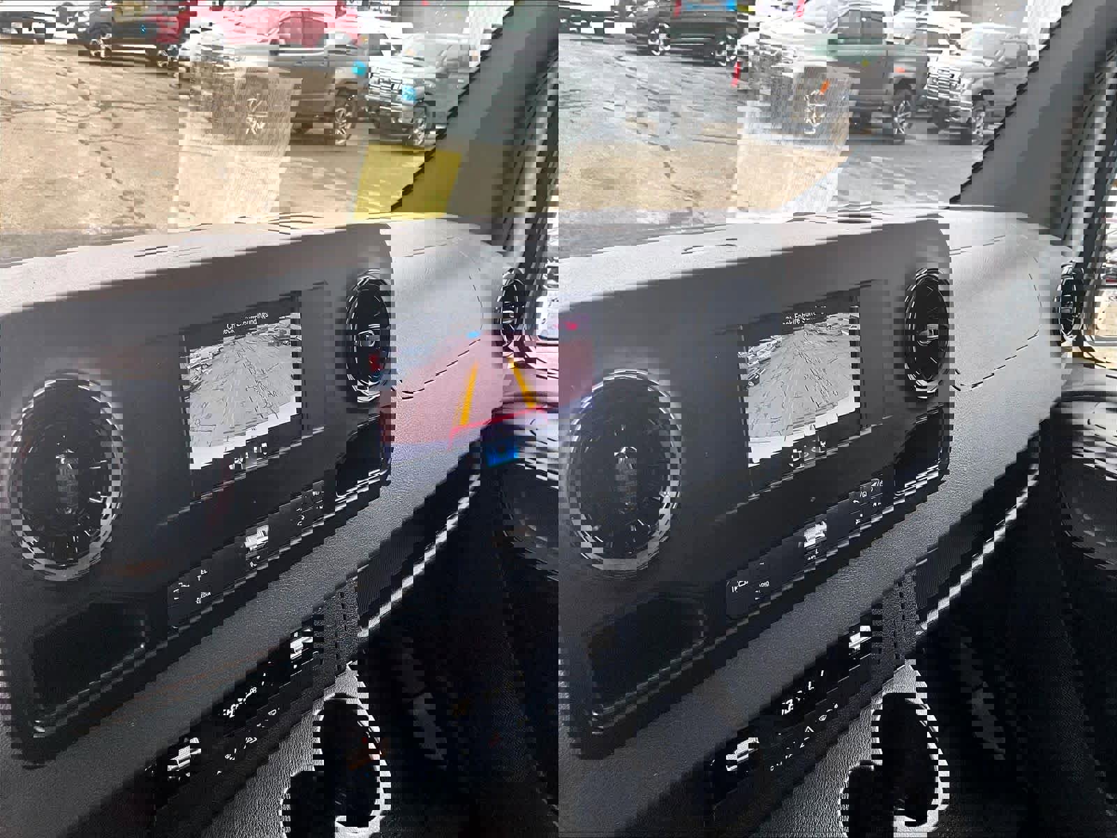 Used 2024 Mercedes-Benz Sprinter 2500 image 18