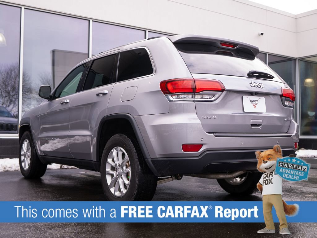 Used 2021 Jeep Grand Cherokee Laredo image 3