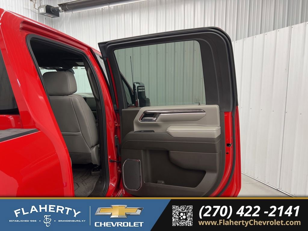 Used 2024 Chevrolet Silverado 3500 LTZ w/ LTZ Plus Package image 12