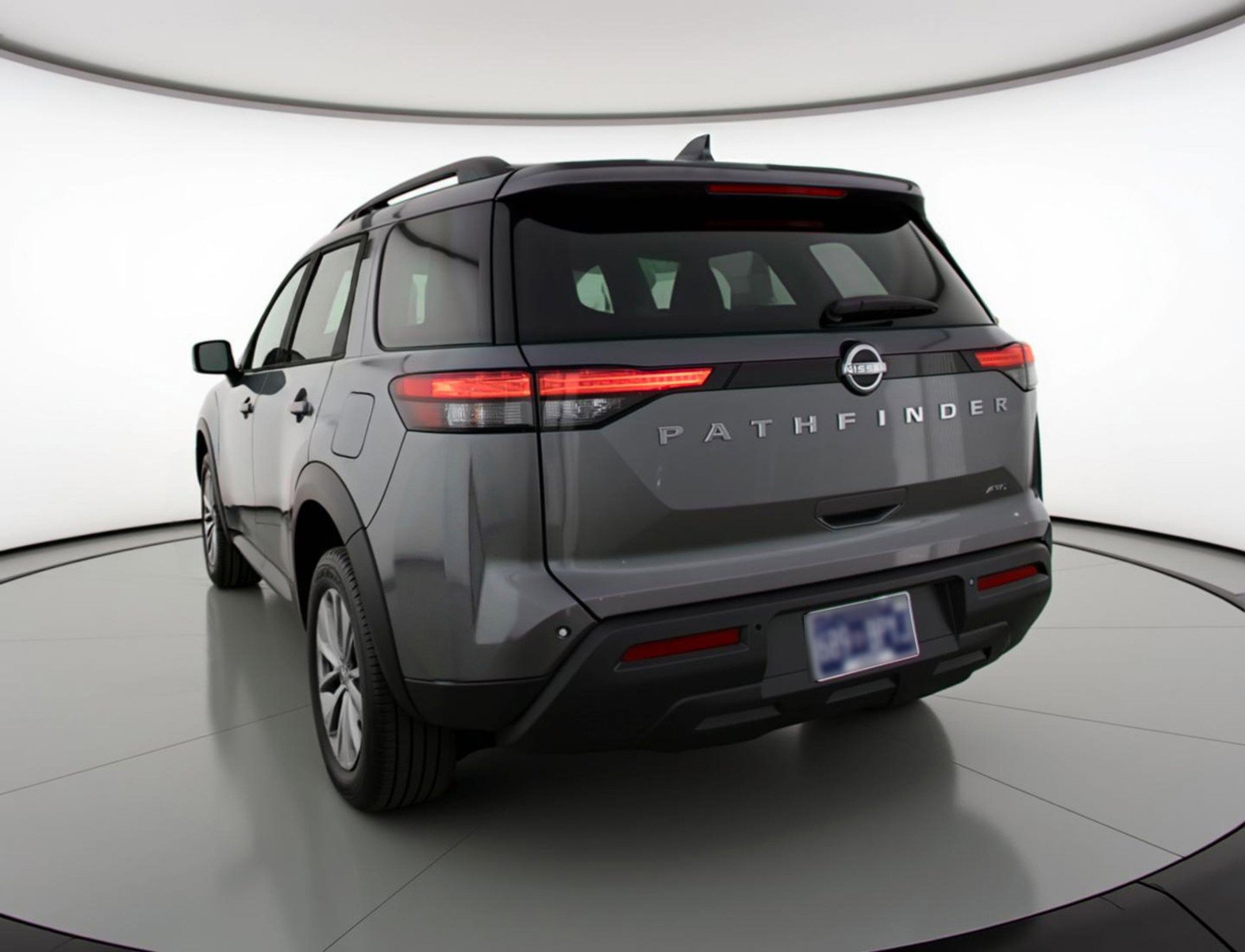 Used 2025 Nissan Pathfinder SV AWD/4WD image 6