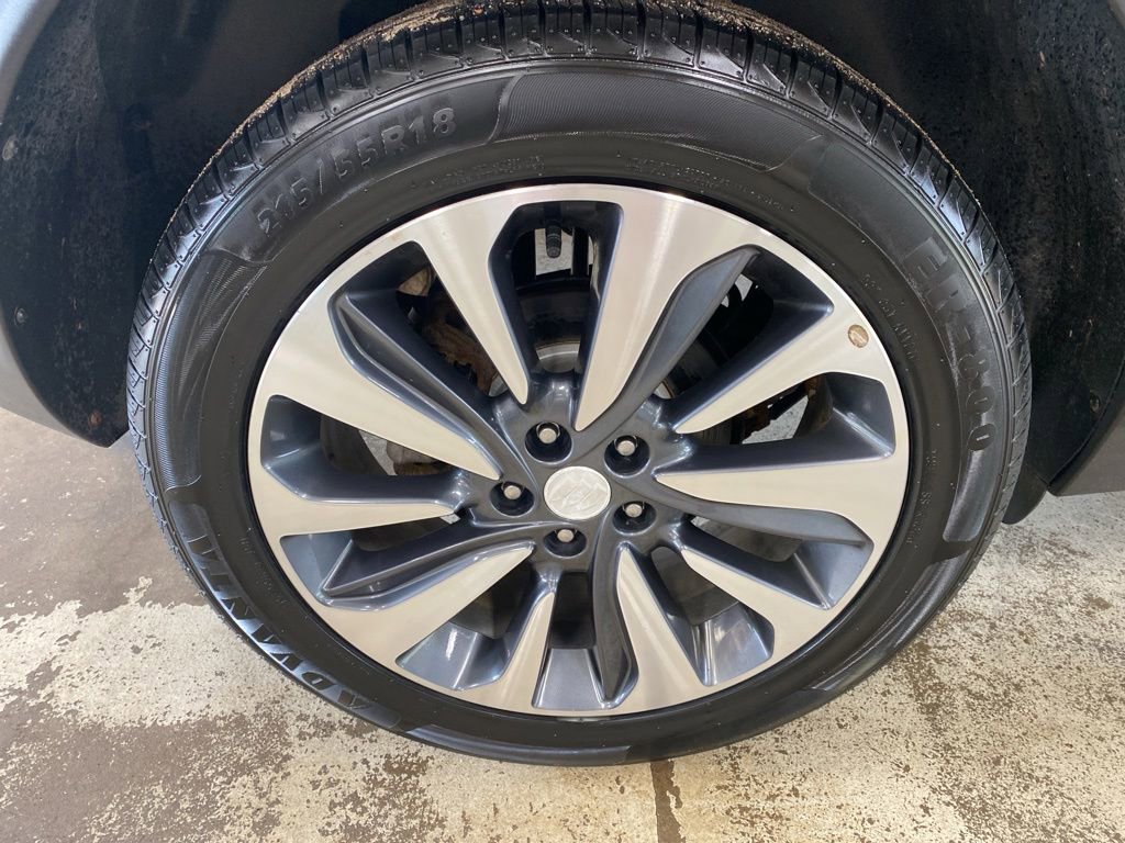 Used 2021 Buick Encore Preferred AWD/4WD image 10