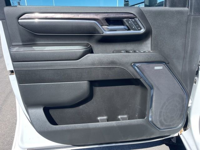 Used 2024 Chevrolet Silverado 2500 LTZ w/ LTZ Premium Package image 19