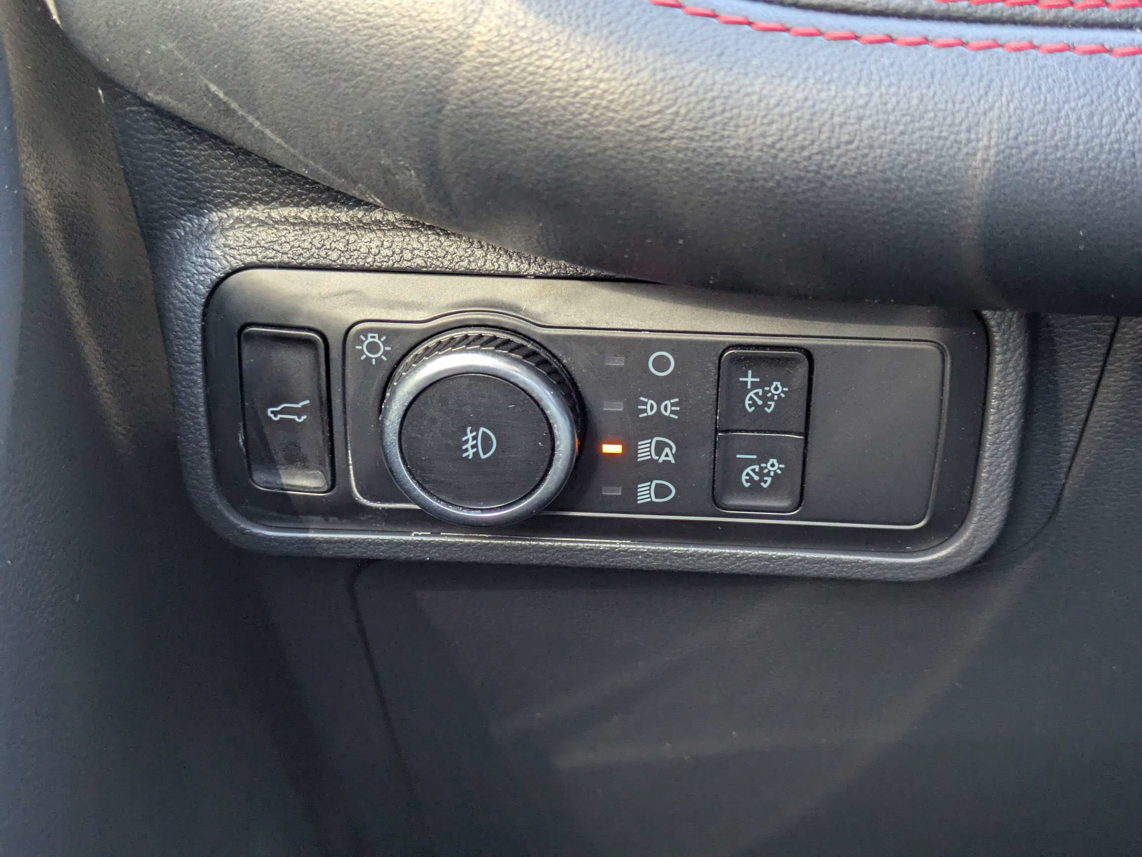 Used 2025 Ford Explorer ST-Line AWD/4WD image 37