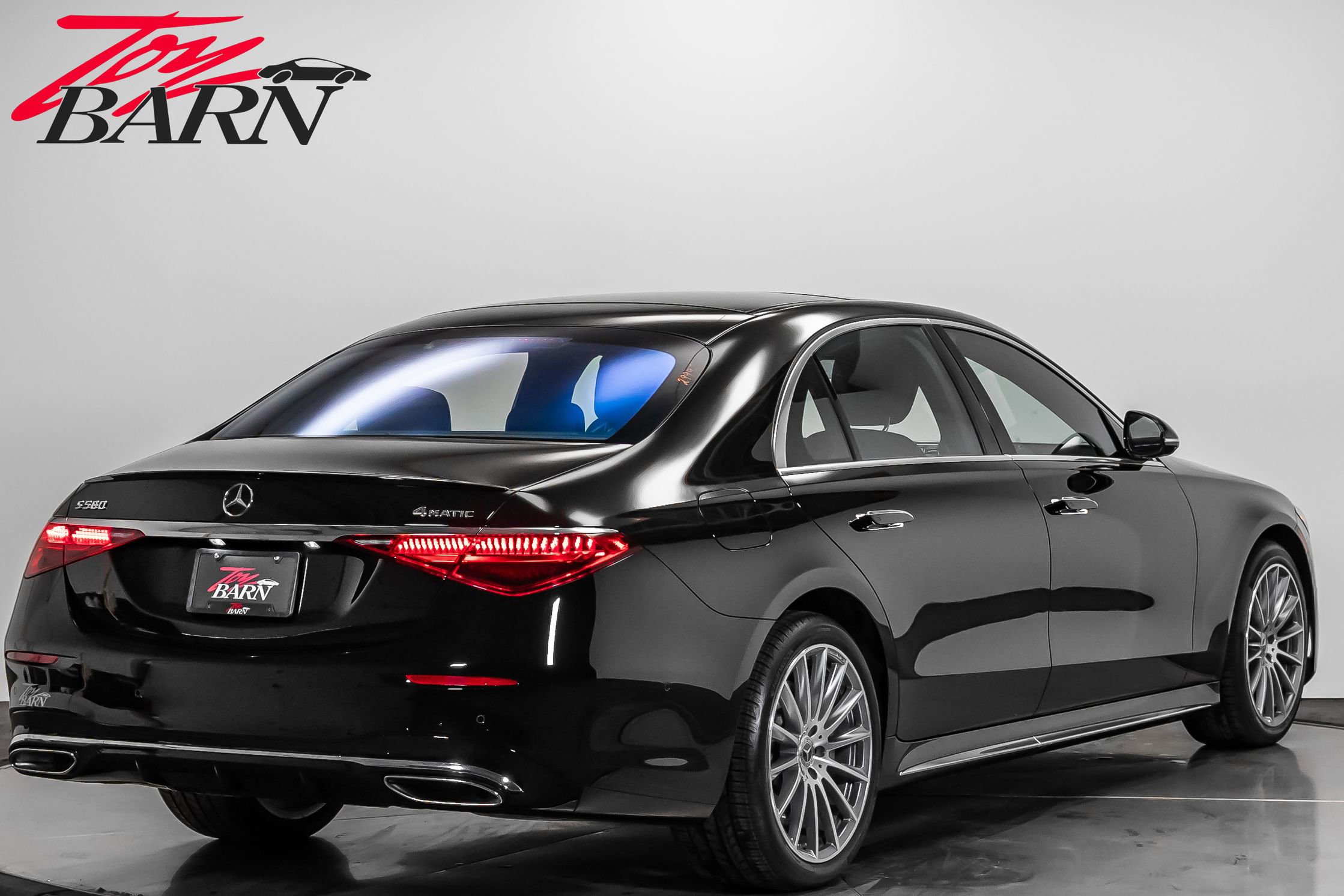 Used 2022 Mercedes-Benz S 580 4MATIC Sedan image 5