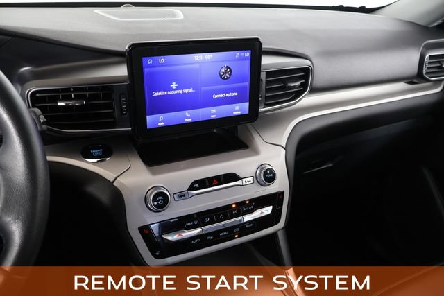 Used 2024 Ford Explorer XLT w/ Equipment Group 202A AWD/4WD image 26
