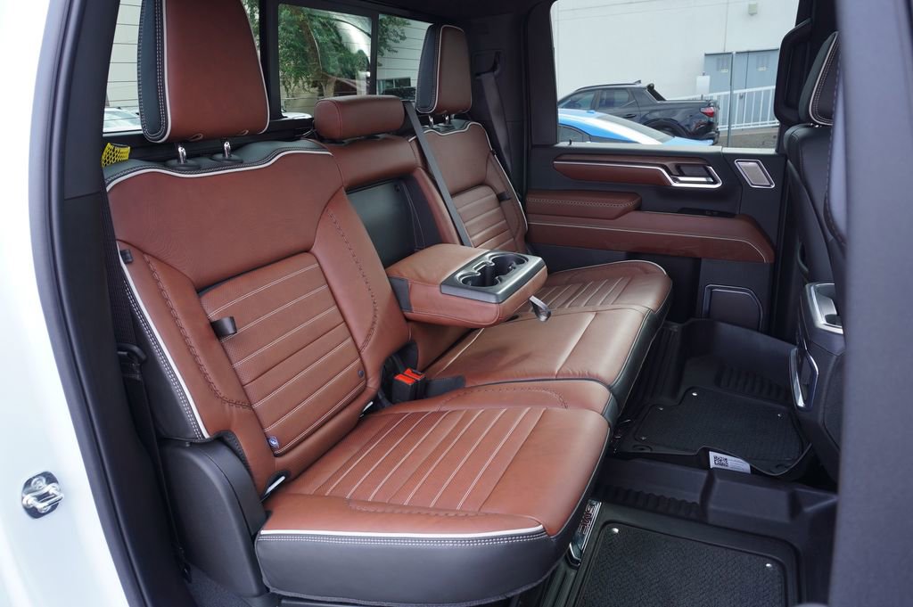 Certified 2026 GMC Sierra 2500 Denali Ultimate w/ Max Trailering Package image 10