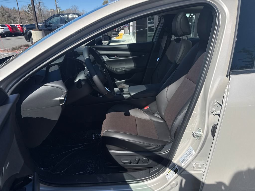 New 2026 MAZDA MAZDA3 2.5 Turbo Sedan w/Premium Plus image 22