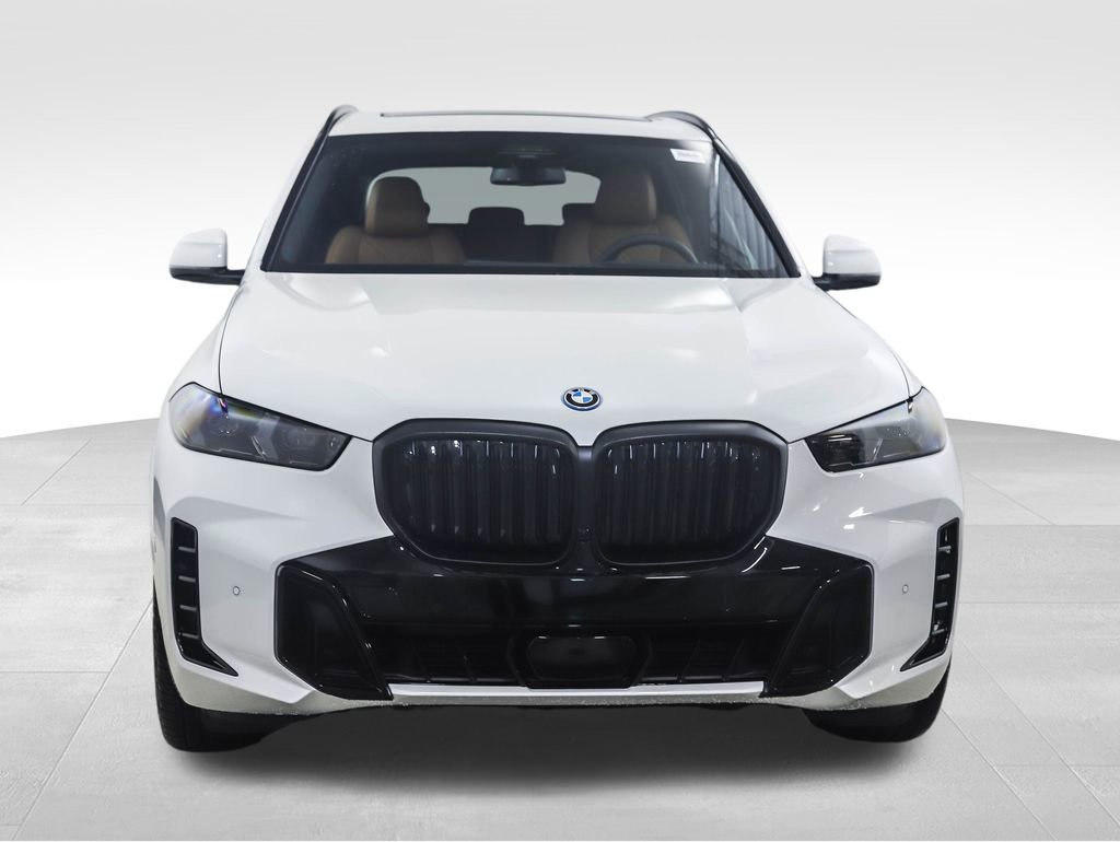 New 2026 BMW X5 xDrive50e w/ Executive Package image 8