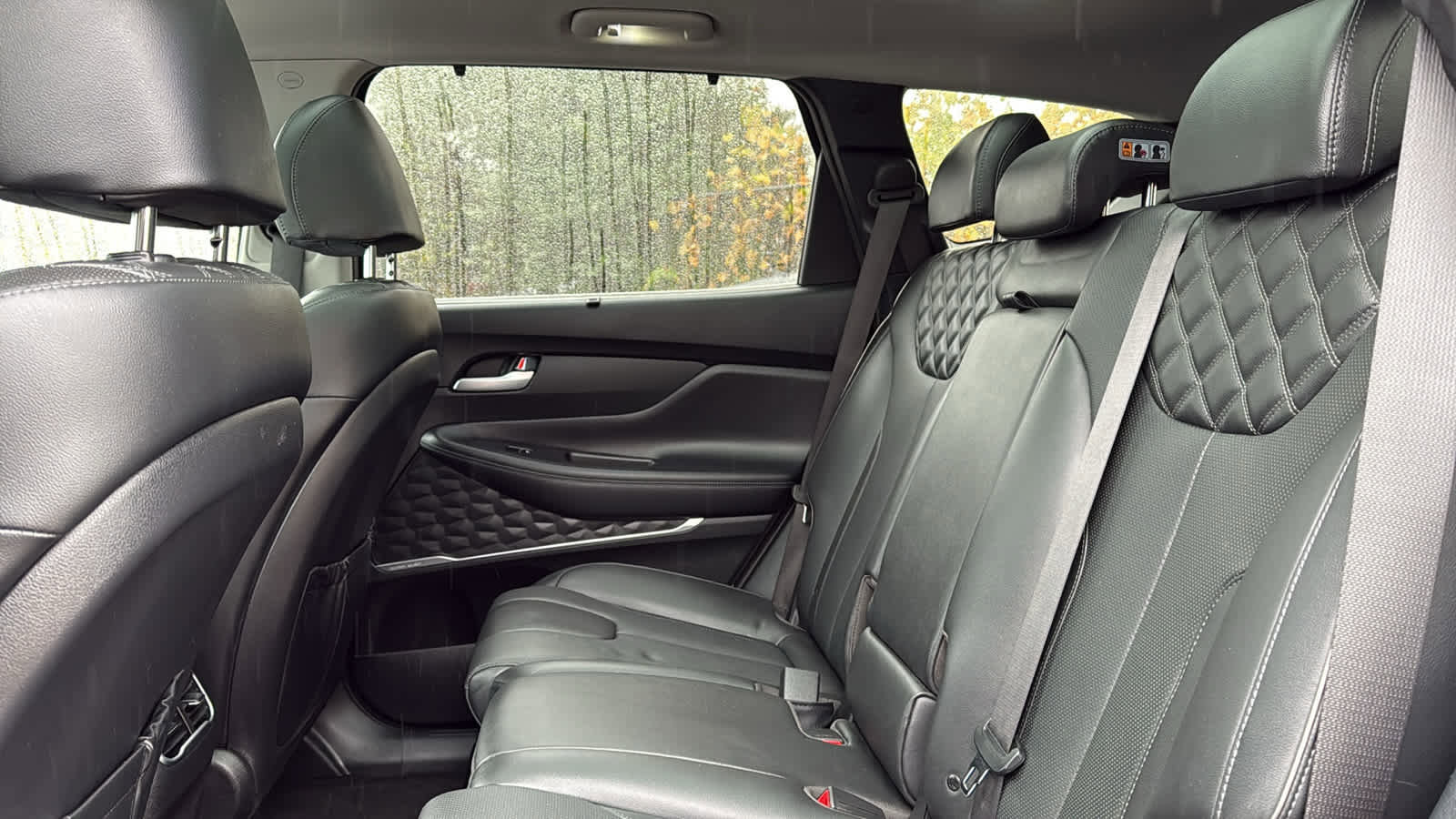 Used 2022 Hyundai Santa Fe SEL Premium w/ Cargo Package image 25