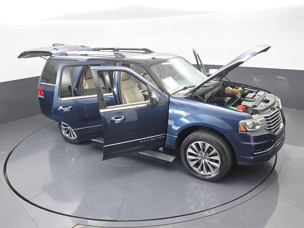 Used 2016 Lincoln Navigator Select image 69