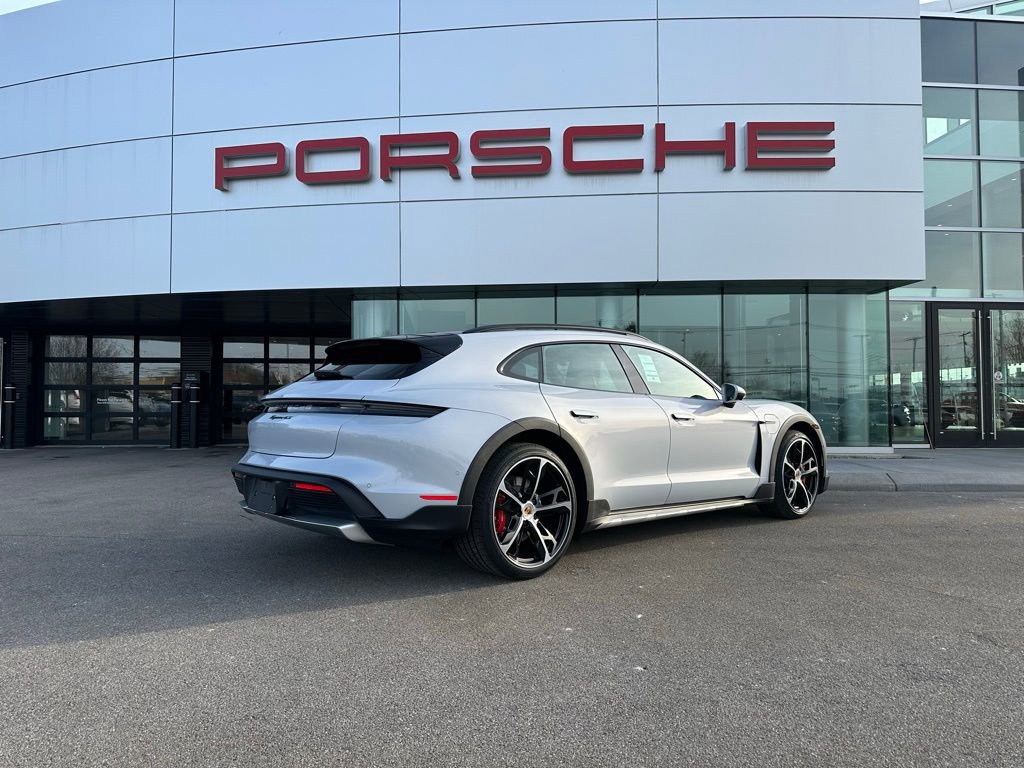 New 2025 Porsche Taycan 4S image 9