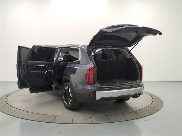 Used 2024 Kia Telluride S w/ S Sunroof Package image 13