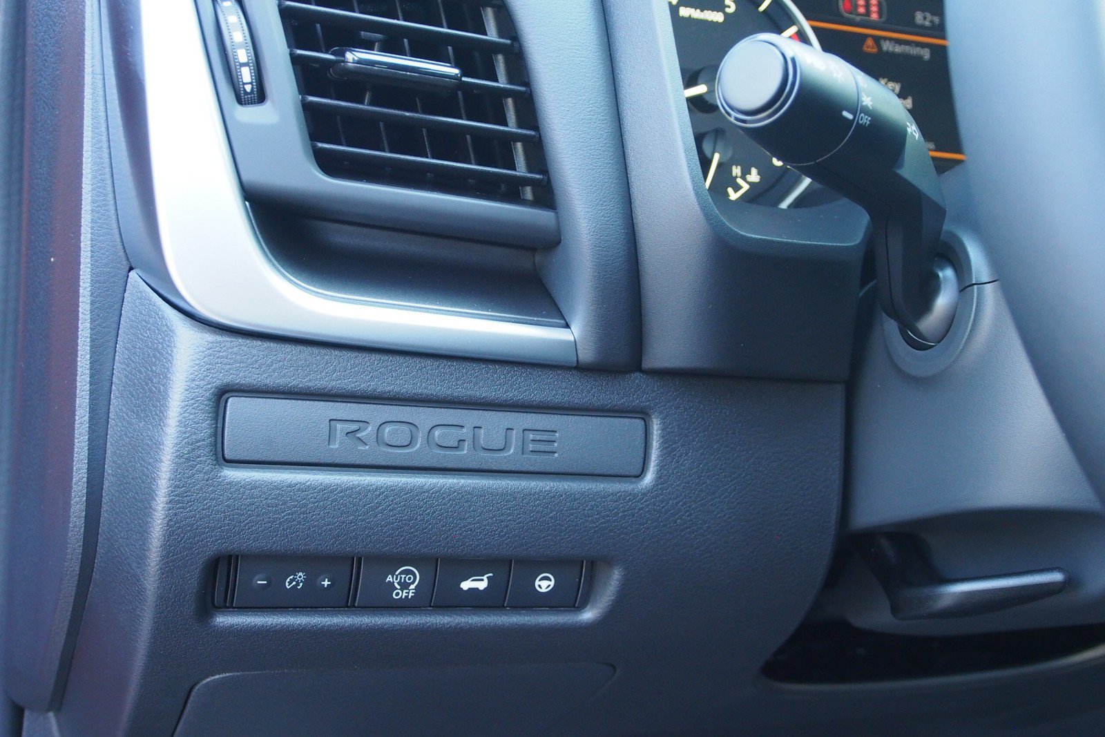 New 2026 Nissan Rogue Dark Armor FWD image 20