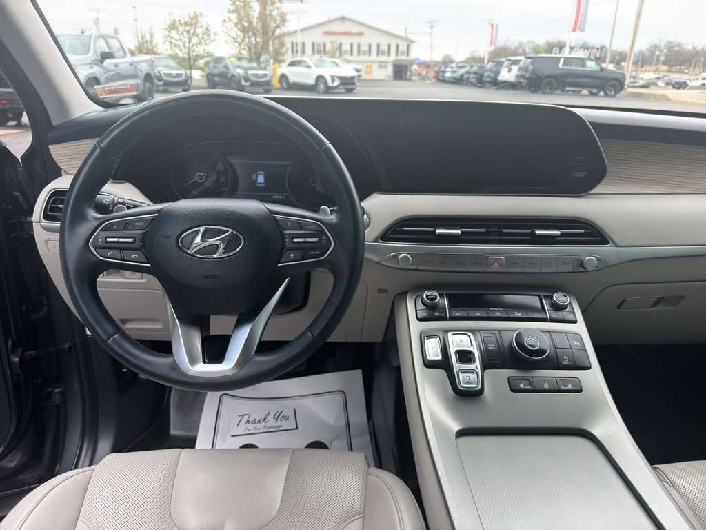 Used 2022 Hyundai Palisade SEL w/ 8P Bench Seat Package FWD image 17
