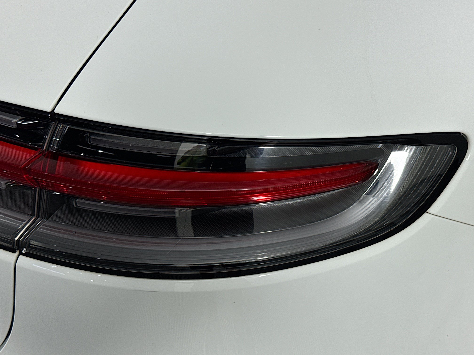Used 2023 Porsche Macan AWD/4WD image 59