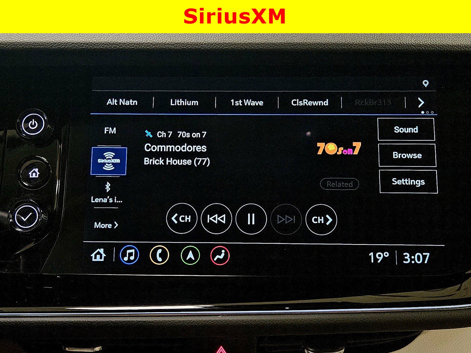 Used 2023 Buick Envision Avenir image 20