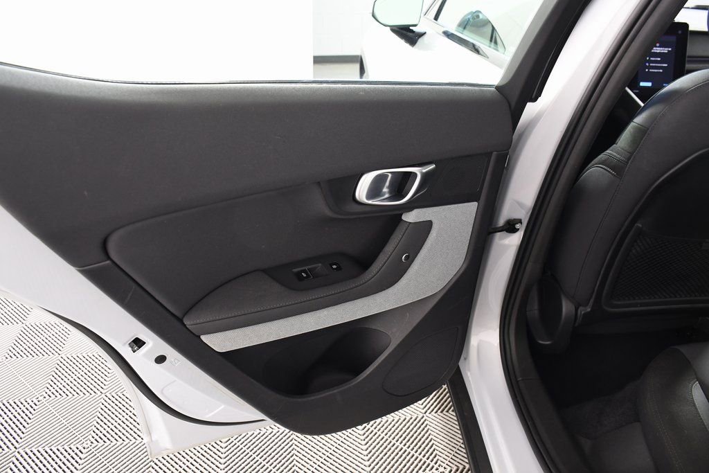 Used 2023 Polestar Polestar 2 w/ Pilot Pack image 26