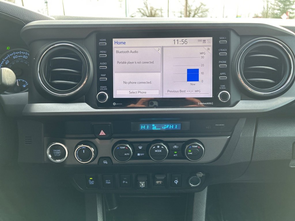 Used 2022 Toyota Tacoma TRD Off-Road image 15