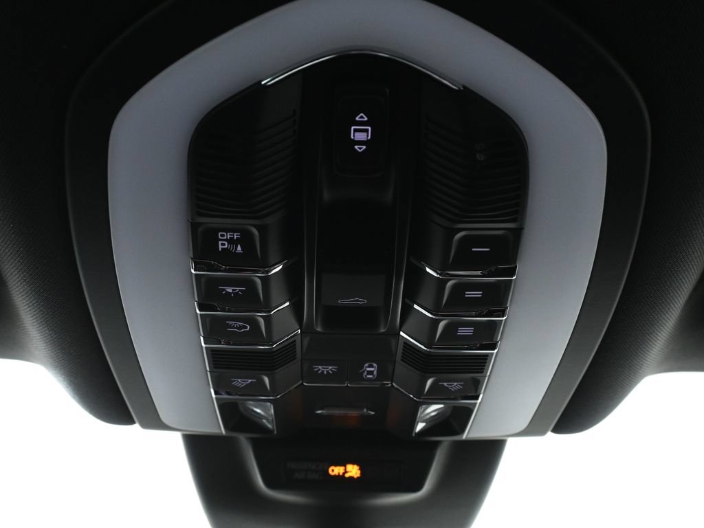 New 2026 Porsche Macan AWD/4WD image 21