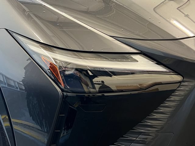 New 2026 Lexus RZ 350e 2WD w/ Technology Package image 18