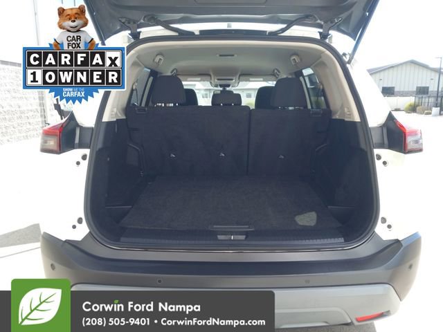 Used 2023 Nissan Rogue S image 28