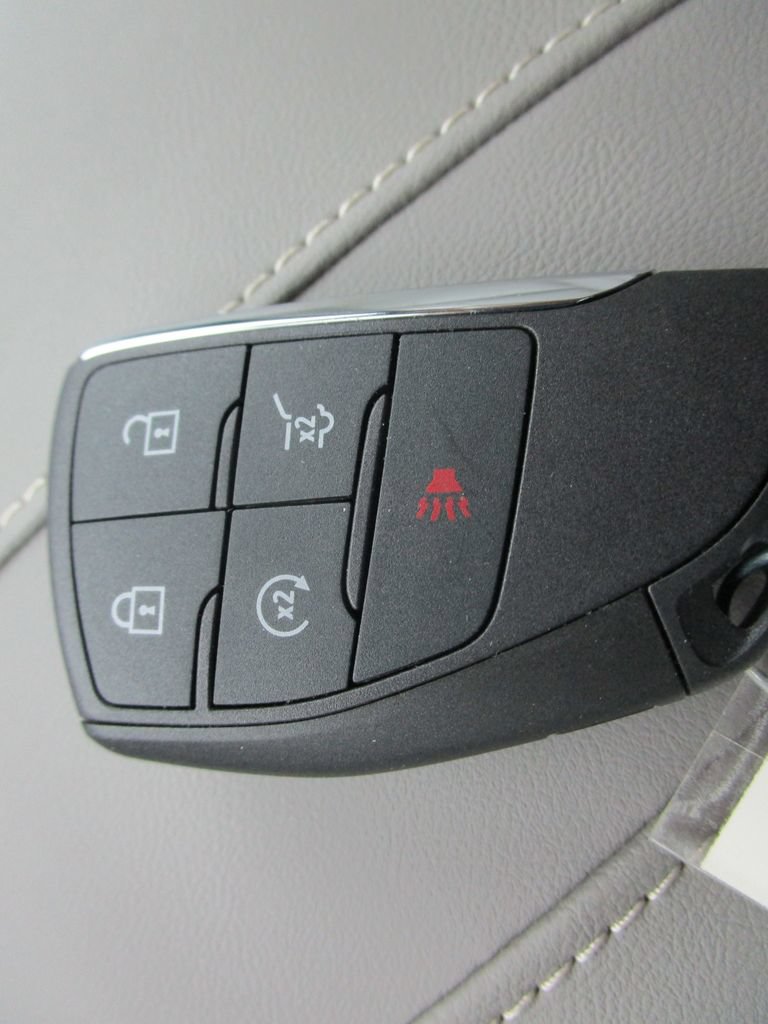 New 2026 GMC Acadia Elevation w/ Elevation Premium Package FWD image 41