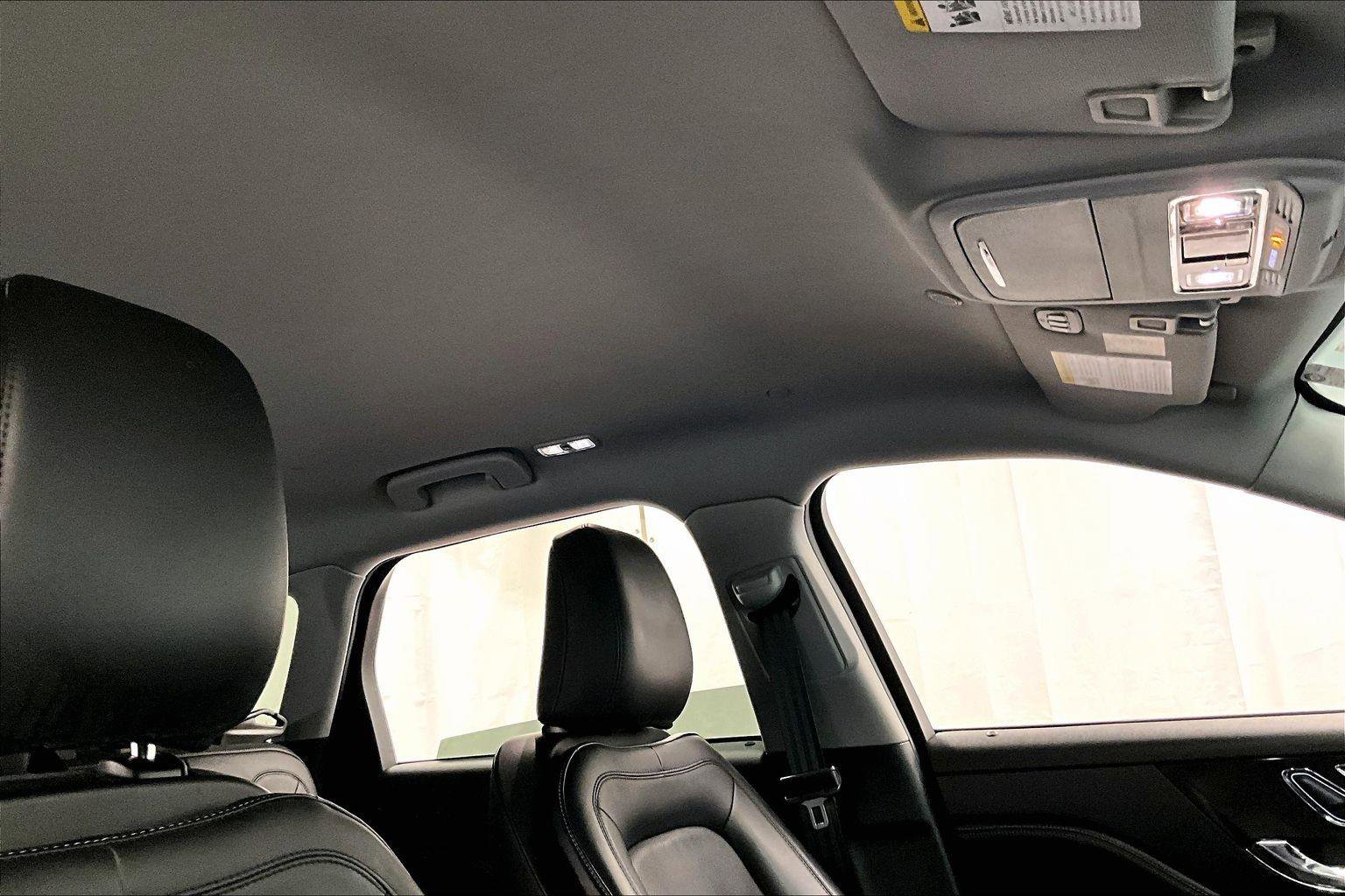 Used 2021 Lincoln Corsair AWD w/ Equipment Group 101A image 21