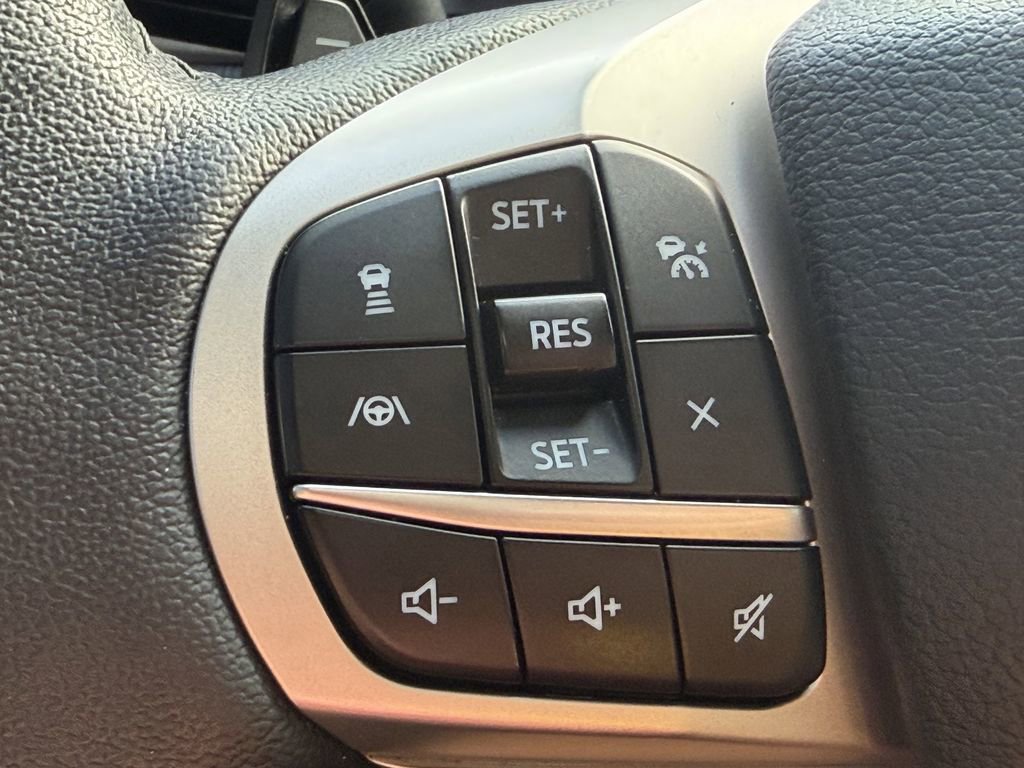 Used 2021 Ford Explorer Limited w/ Equipment Group 301A RWD image 28