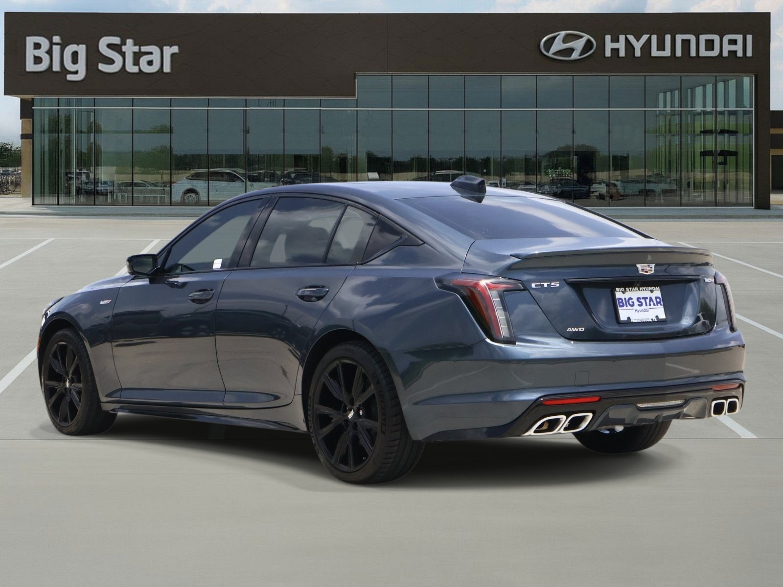 Used 2026 Cadillac CT5 V w/ Technology Package AWD/4WD image 3