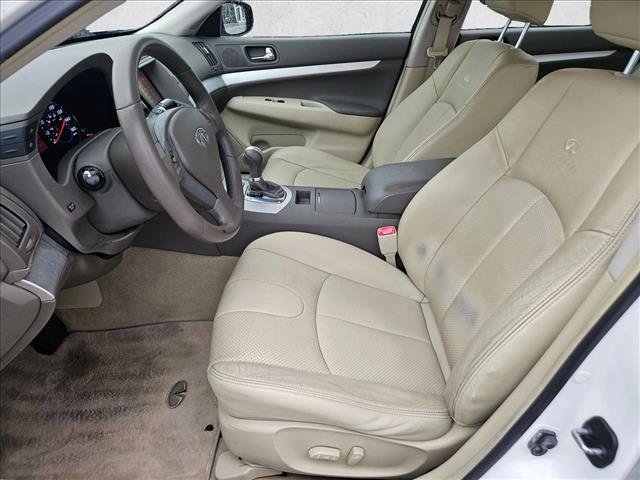 Used 2009 INFINITI G37 Journey RWD image 14