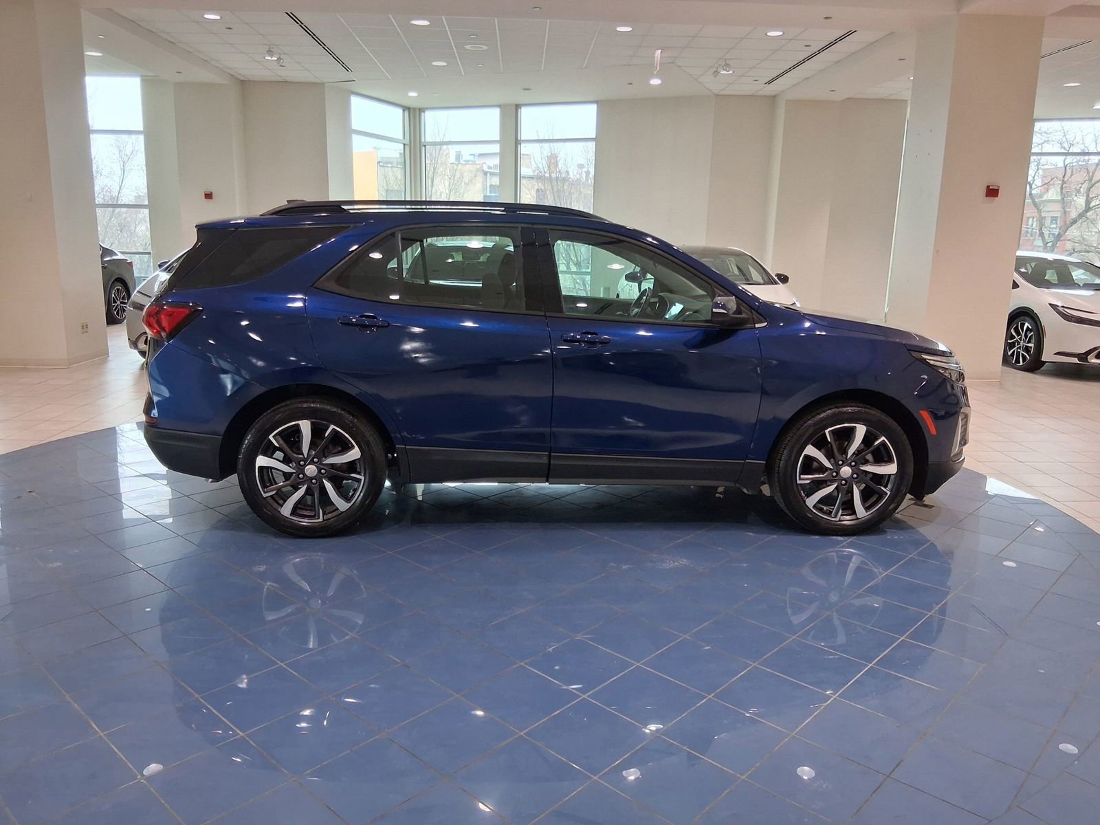 Used 2022 Chevrolet Equinox LT image 7