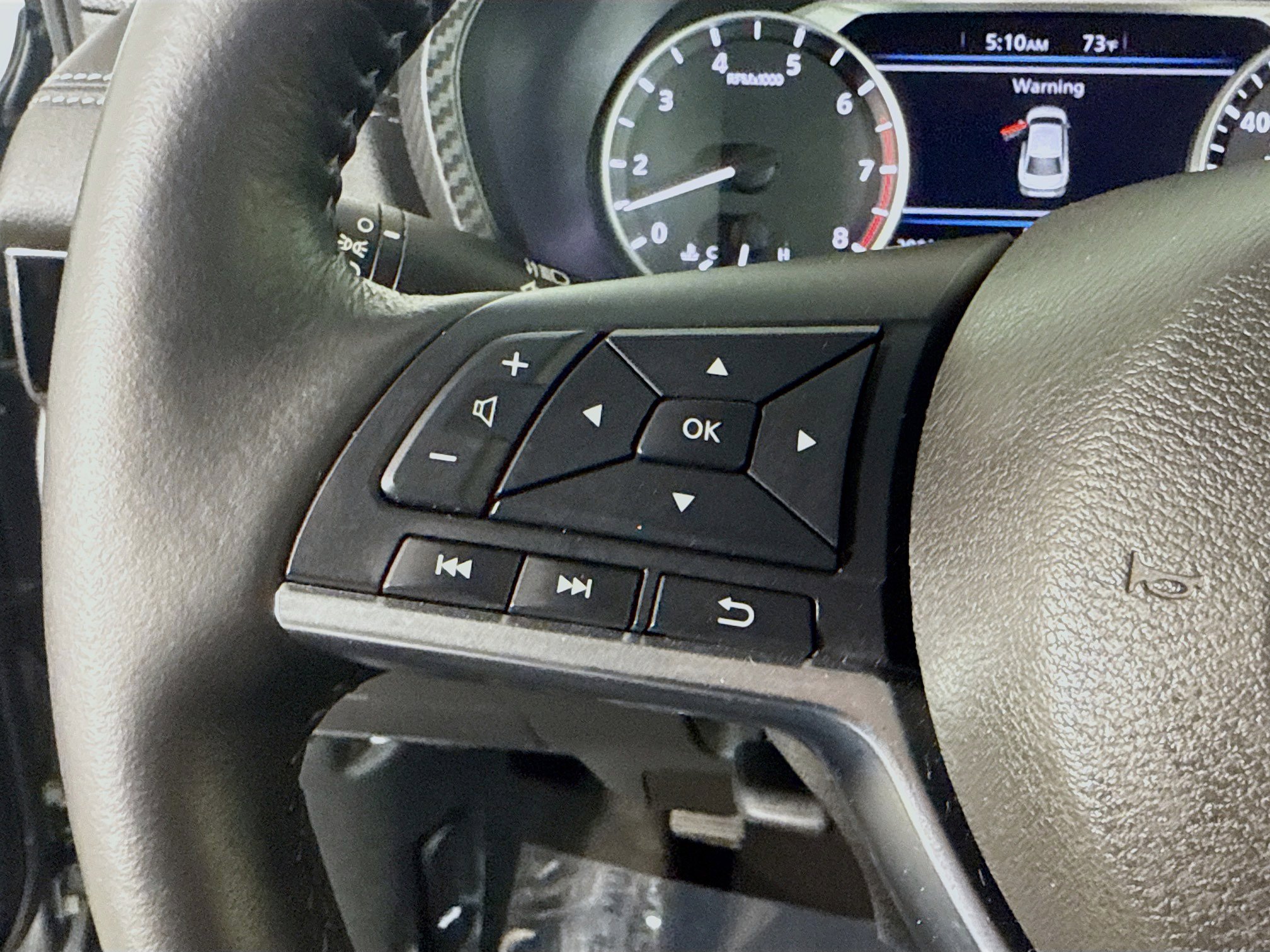 Used 2025 Nissan Sentra SV w/ All-Weather Package image 14