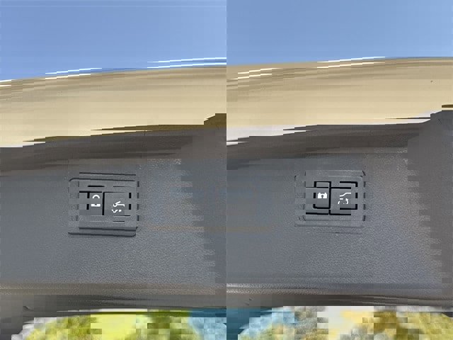 New 2025 Subaru Outback Premium image 17