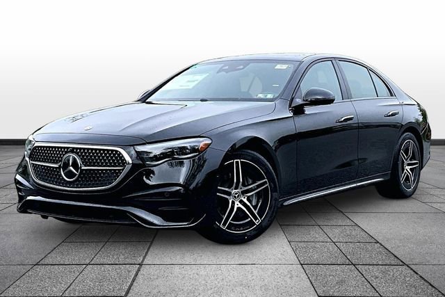New 2026 Mercedes-Benz E 450 4MATIC Sedan image 2