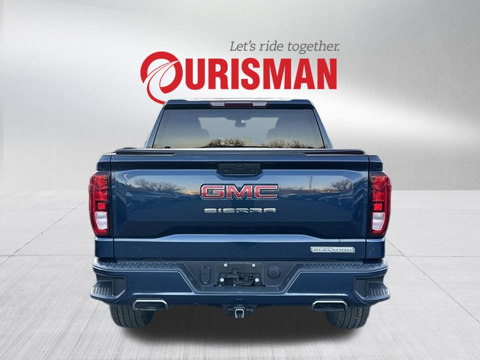 Used 2020 GMC Sierra 1500 Elevation w/ Elevation Value Package image 3